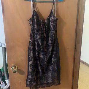 Brand new lace LuLus dress